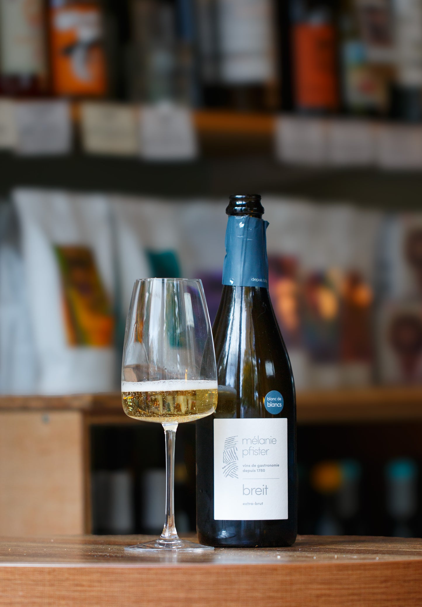 CREMANT D’ALSACE EXTRA BRUT, MÉLANIE PFISTER, ALSACE, FRANCE, NV.