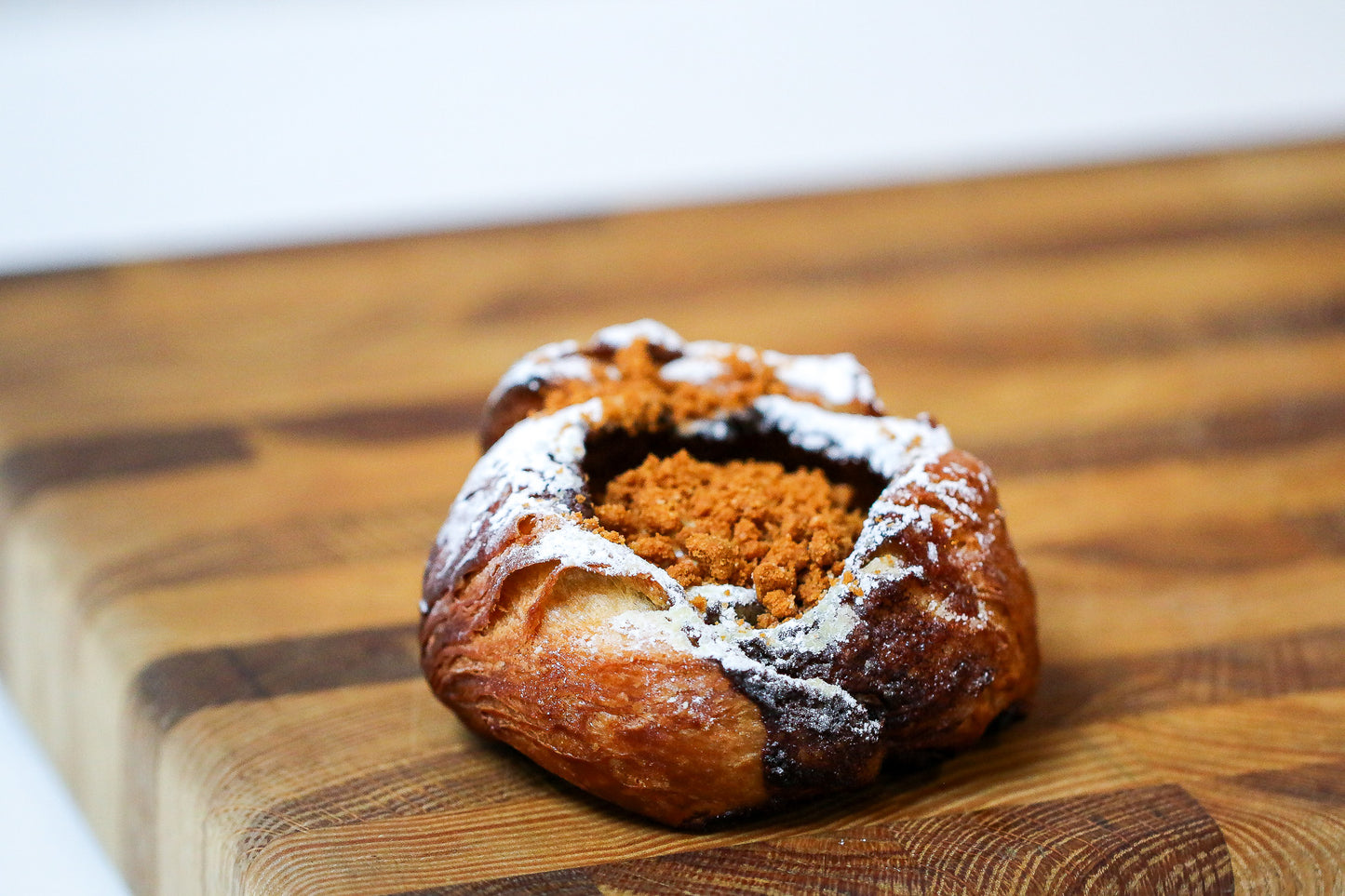 Biscoff & Cinnamon Scrollsants