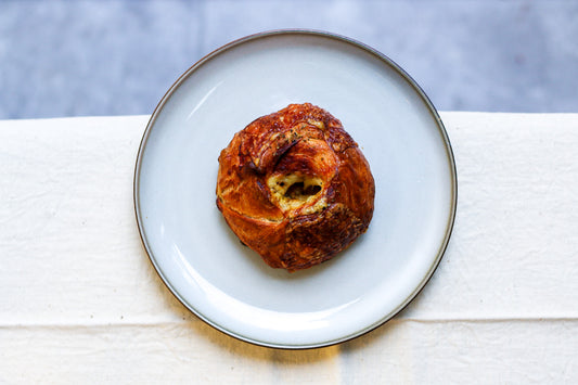 Marmite & Cheddar Scrollsants