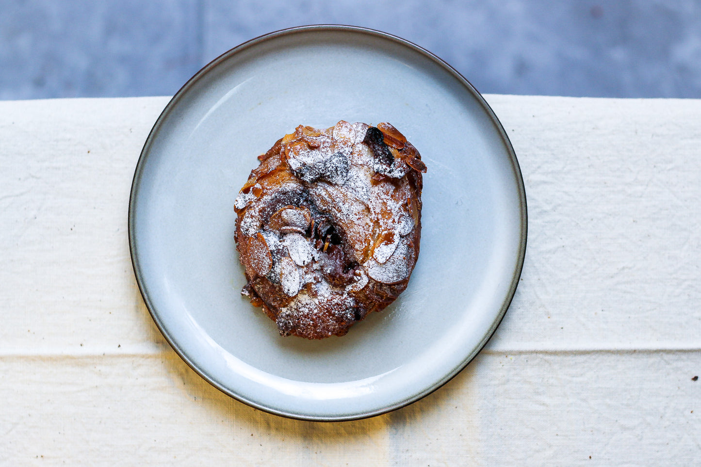 Nutella & Almond Scrollsants