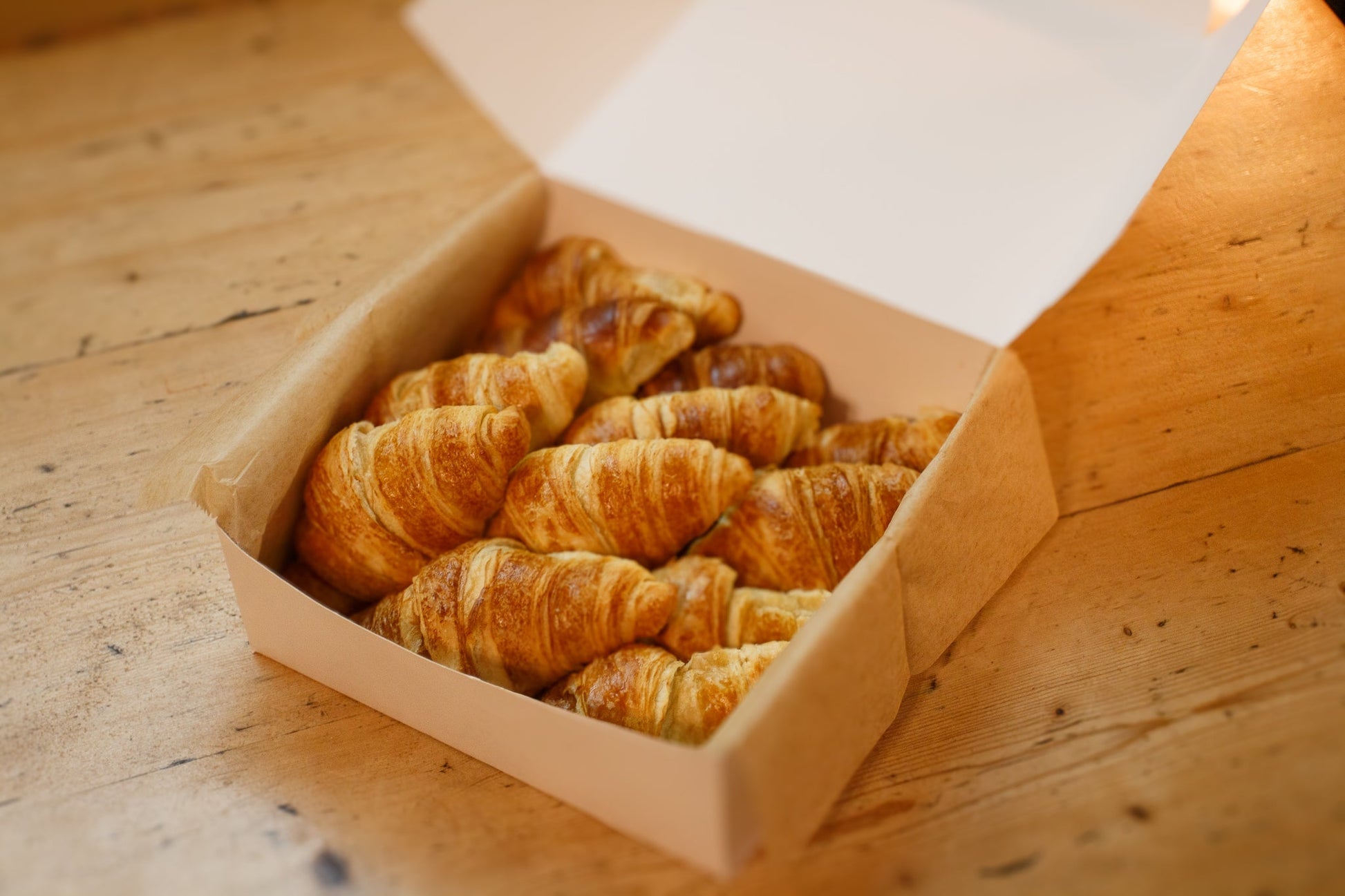 THE CROISSANT BOX - Pulp